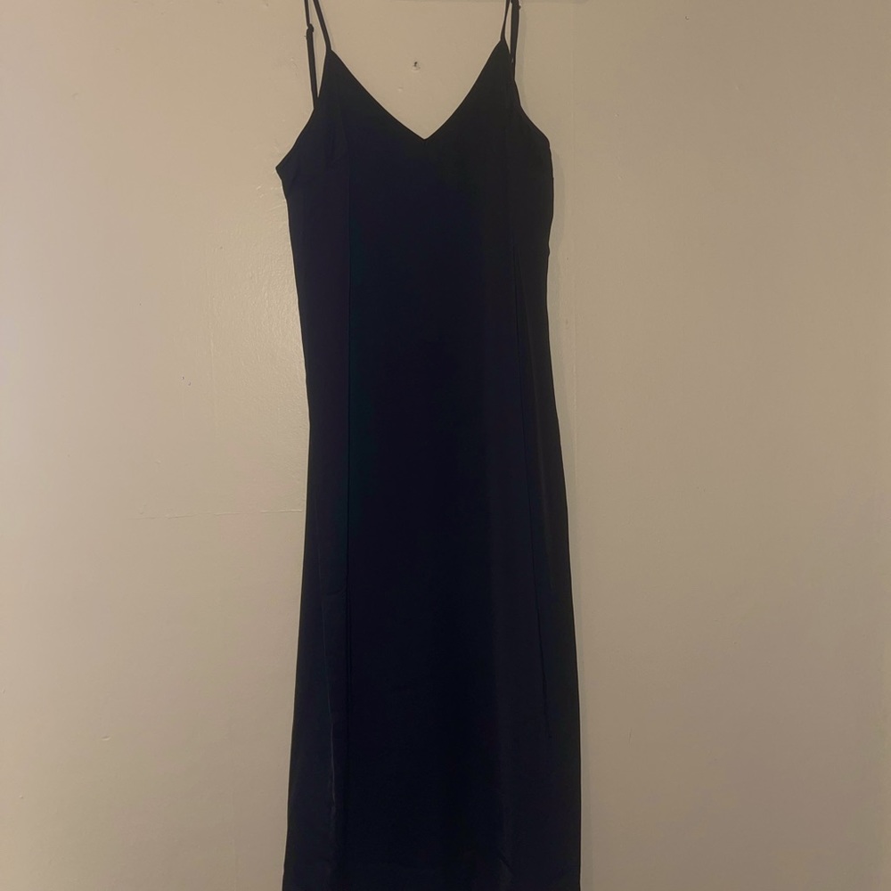 Black silk dress with bottom slit